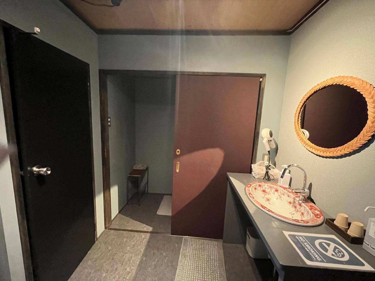 Hotel 遊廓荘 Onomichi Zewnętrze zdjęcie